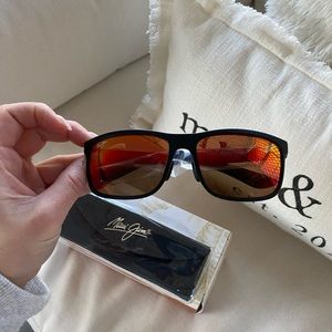 Maui Jim Hawaii lava matte black sunglasses